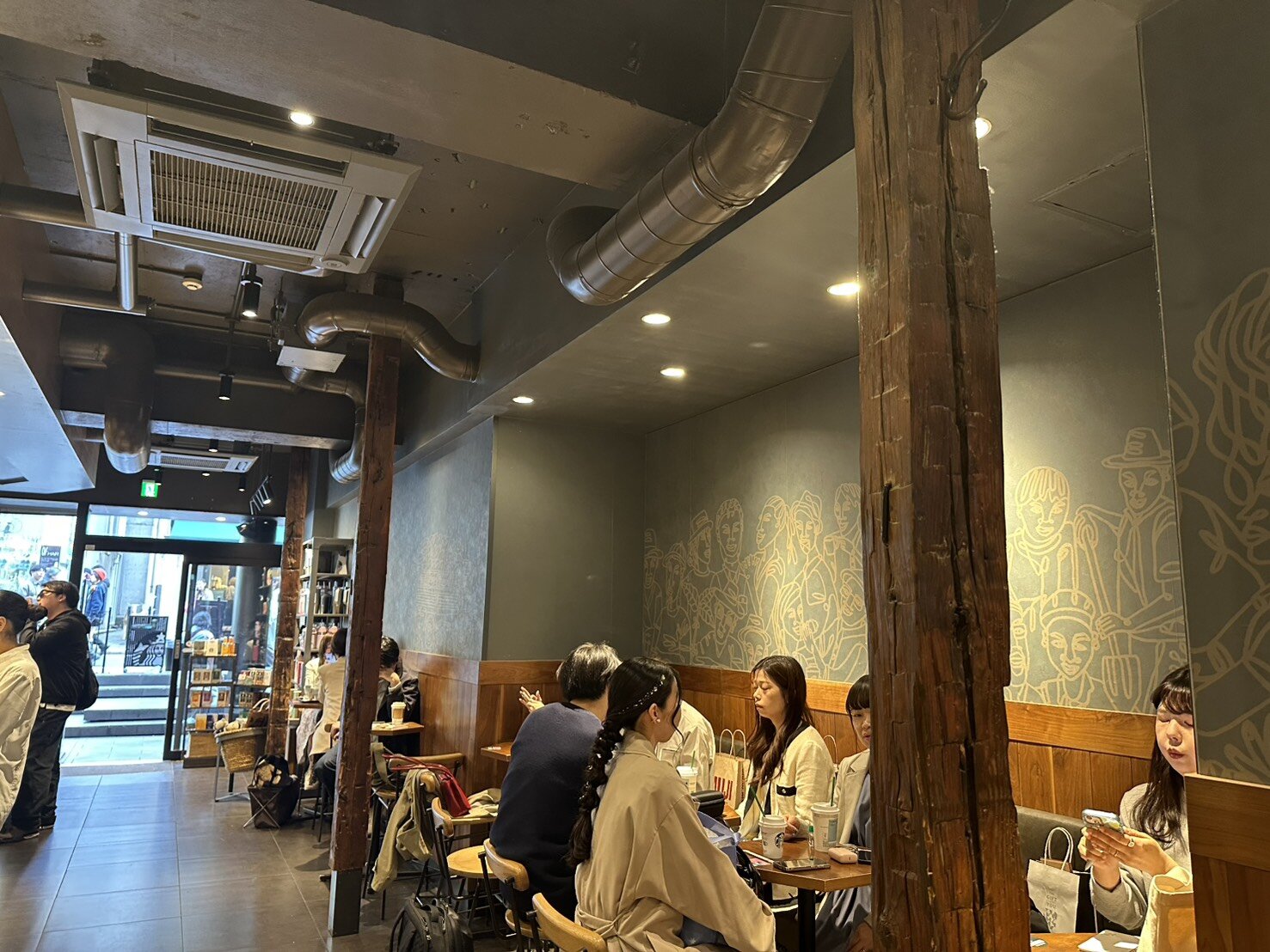 seko_cafe_hanew_01.jpg