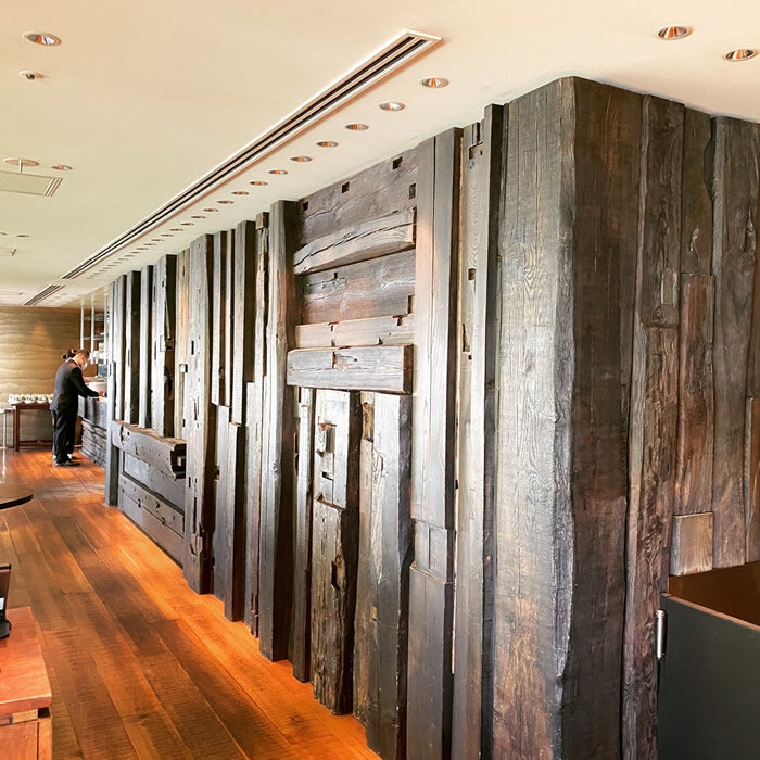 古材壁(リクレイムドウッドウォール)