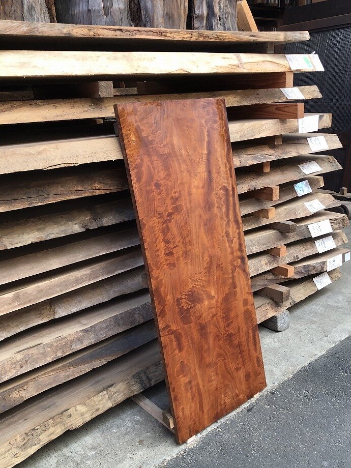 銘木板の古材