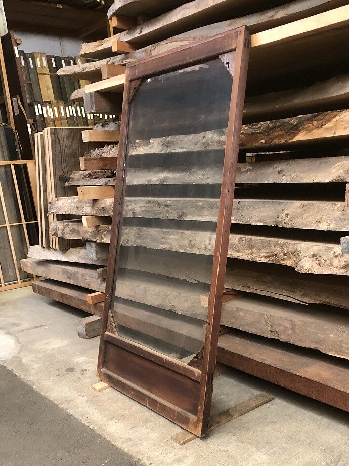 古建具（ガラス戸）の古材