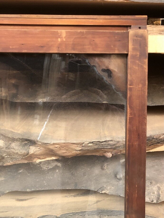 古建具（ガラス戸）の古材