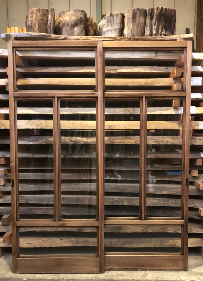古建具（ガラス戸）の古材