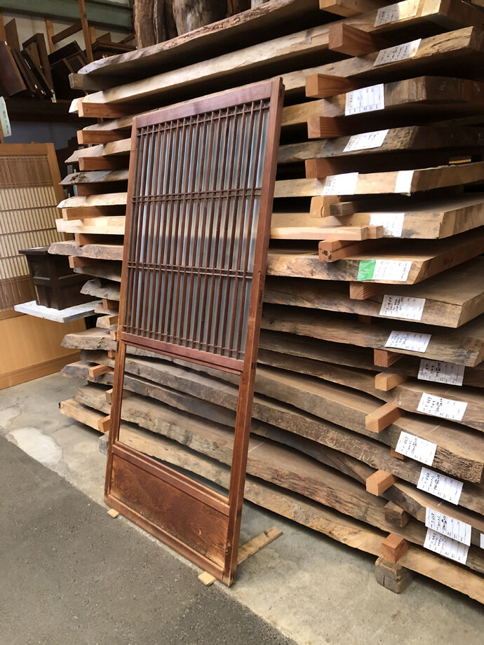 古建具（ガラス戸）の古材