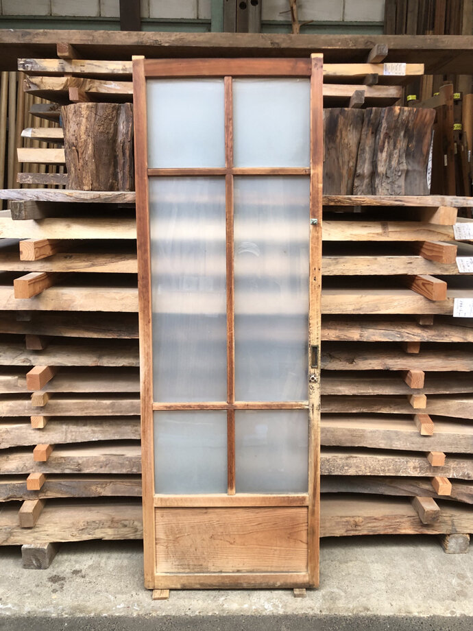古建具（ガラス戸）の古材