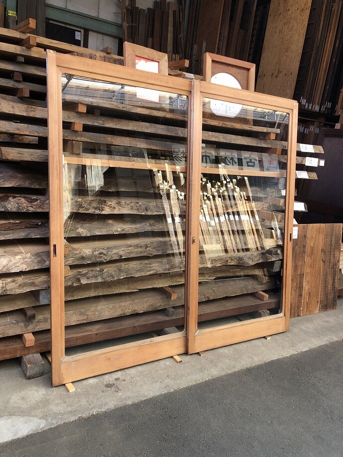 古建具(ガラス戸)の古材