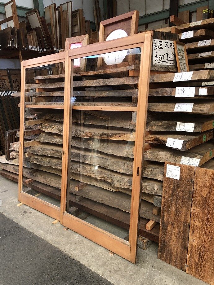 古建具(ガラス戸)の古材