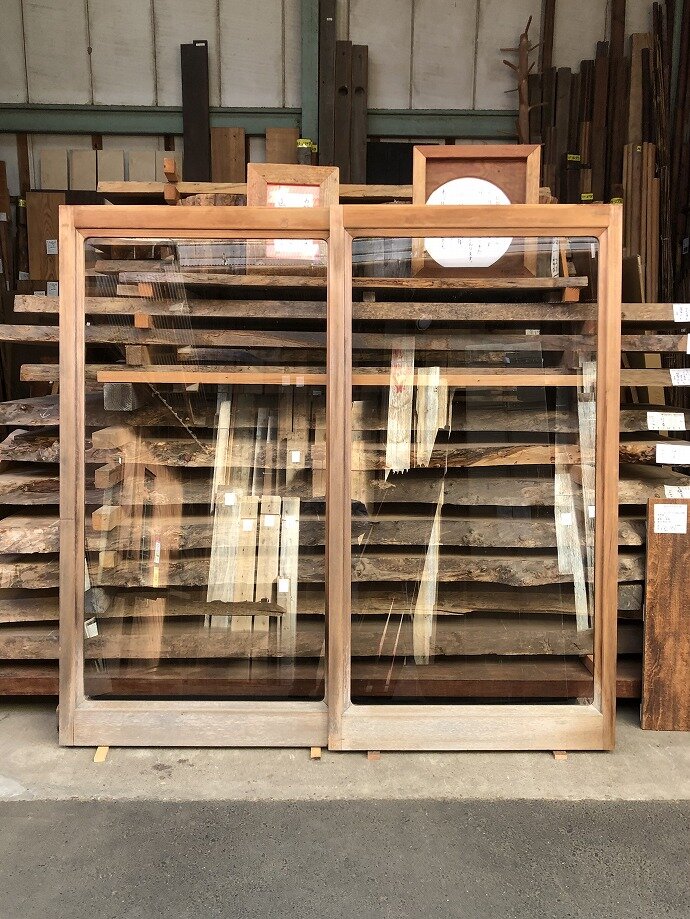 古建具(ガラス戸)の古材