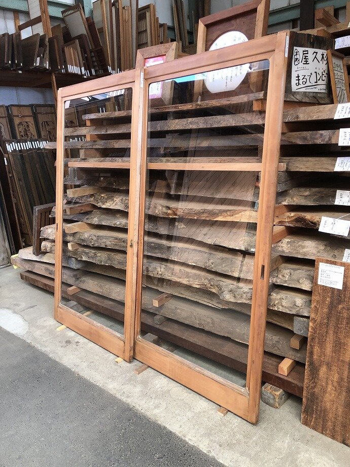 古建具(ガラス戸)の古材
