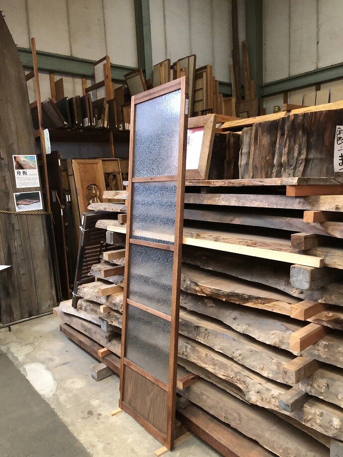 古建具(ガラス戸)の古材