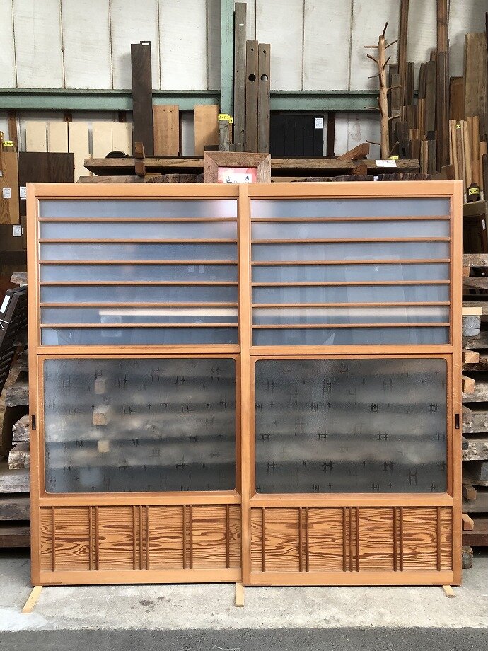 古建具(ガラス戸)の古材