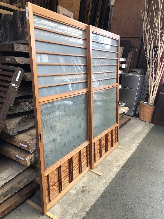 古建具(ガラス戸)の古材