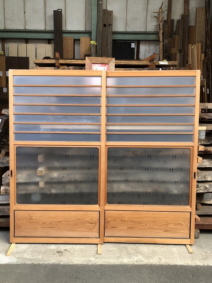 古建具(ガラス戸)の古材