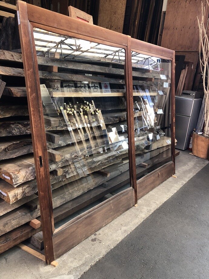 古建具(ガラス戸)の古材