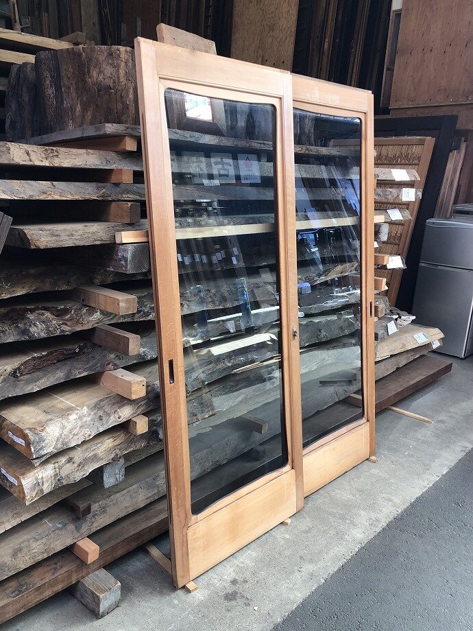 古建具(ガラス戸)の古材