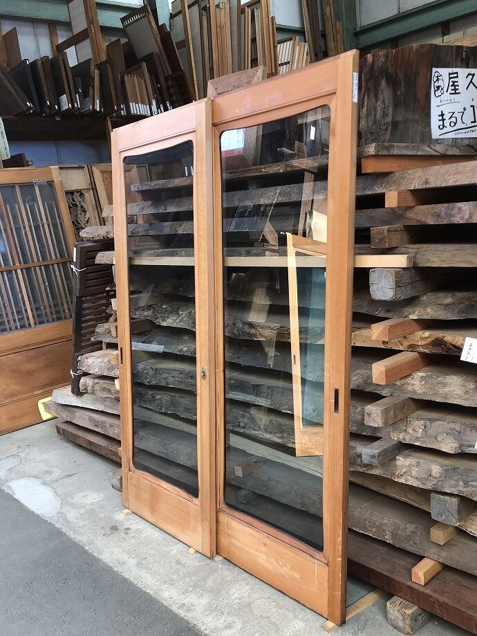 古建具(ガラス戸)の古材