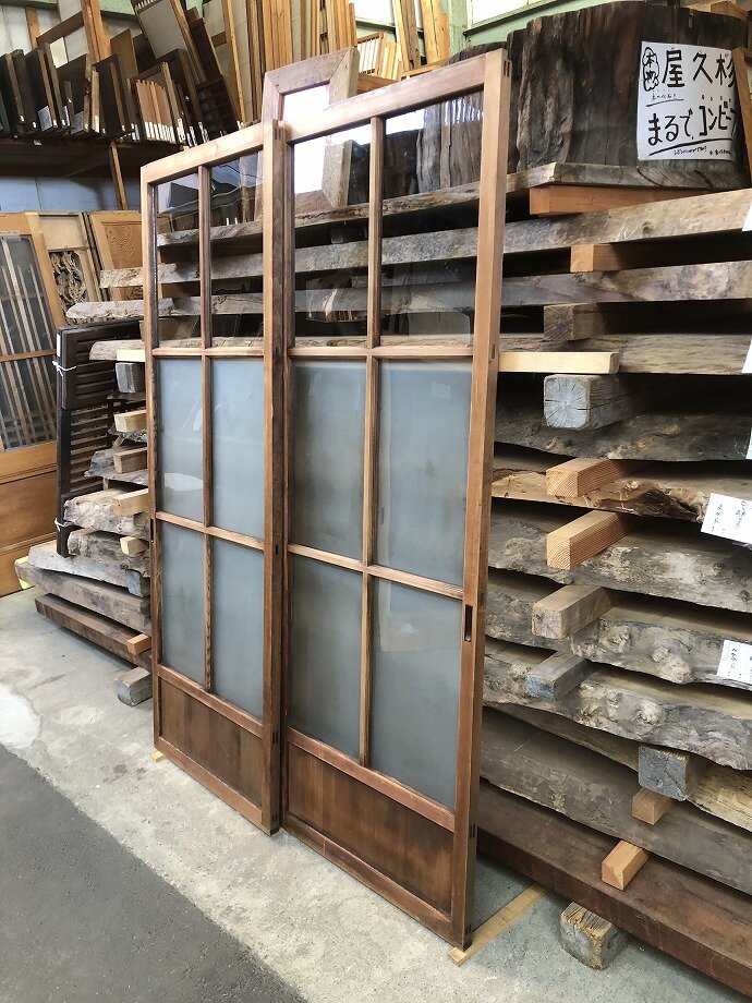 古建具(ガラス戸)の古材