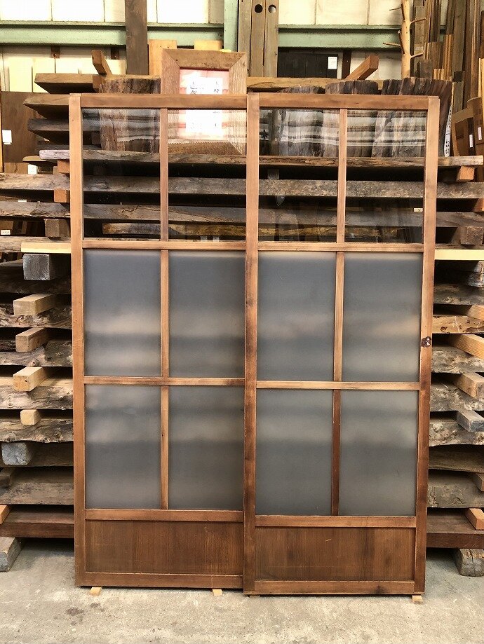古建具(ガラス戸)の古材