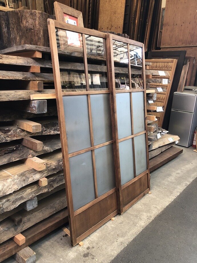 古建具(ガラス戸)の古材