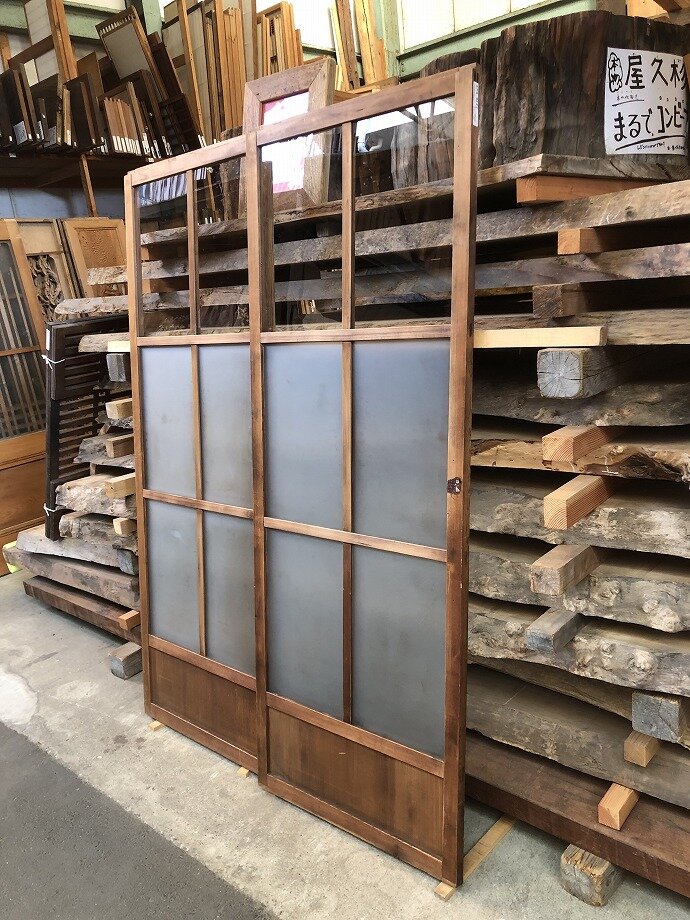 古建具(ガラス戸)の古材