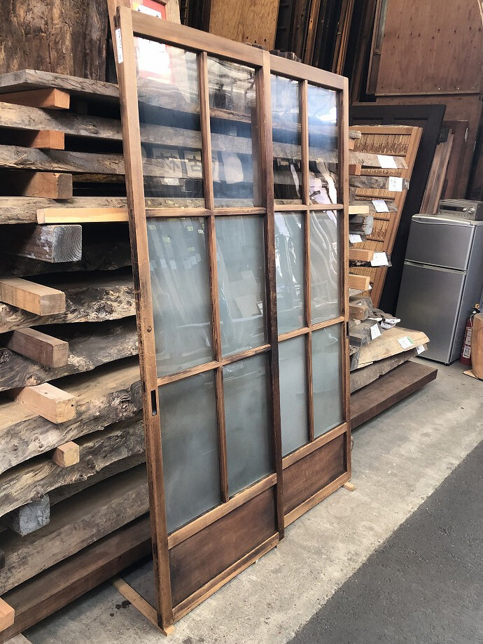 古建具(ガラス戸)の古材