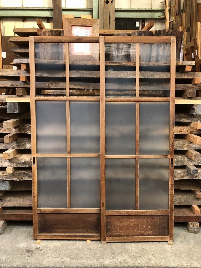 古建具(ガラス戸)の古材