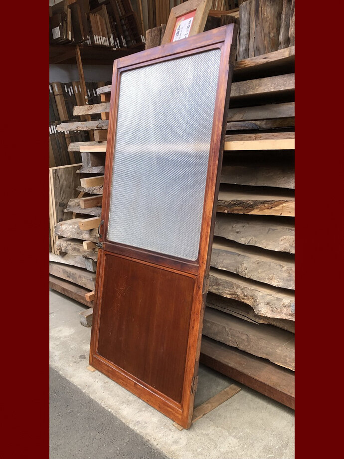 古建具（ガラス戸）の古材