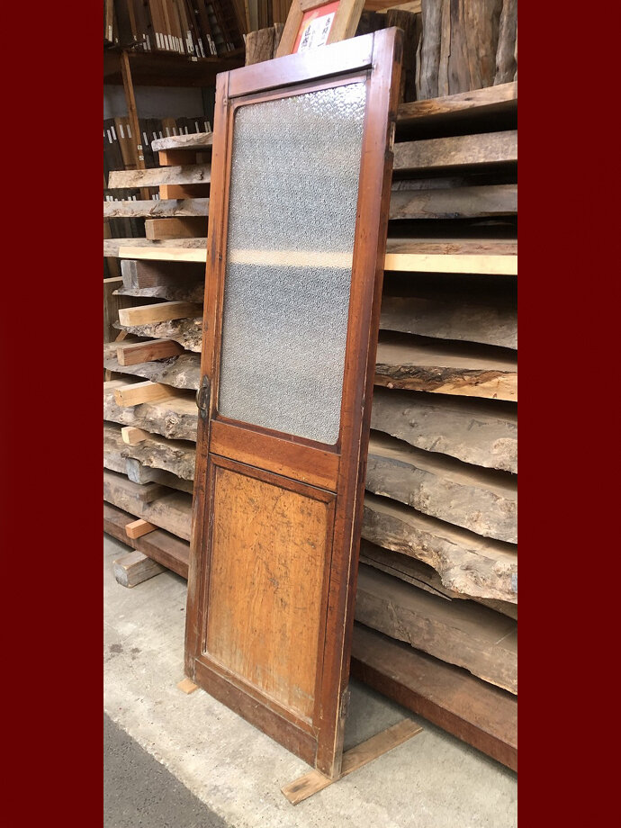 古建具（ガラス戸）の古材