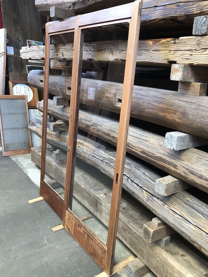 古建具(ガラス戸)の古材