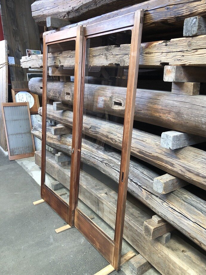 古建具(ガラス戸)の古材