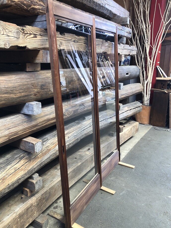 古建具(ガラス戸)の古材