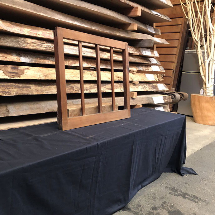 古建具(小型ガラス戸)の古材