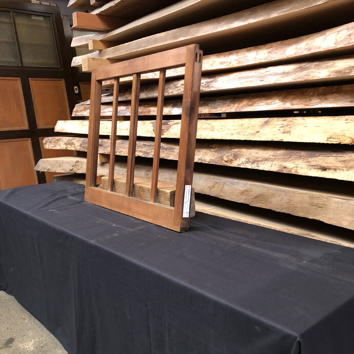 古建具(小型ガラス戸)の古材
