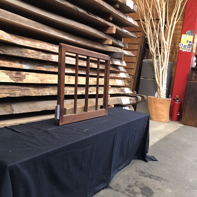 古建具(小型ガラス戸)の古材