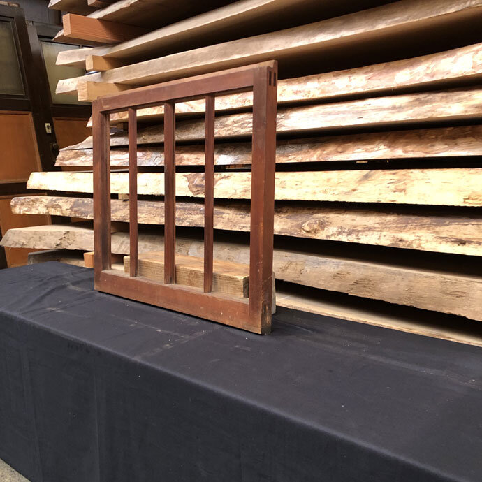 古建具(小型ガラス戸)の古材