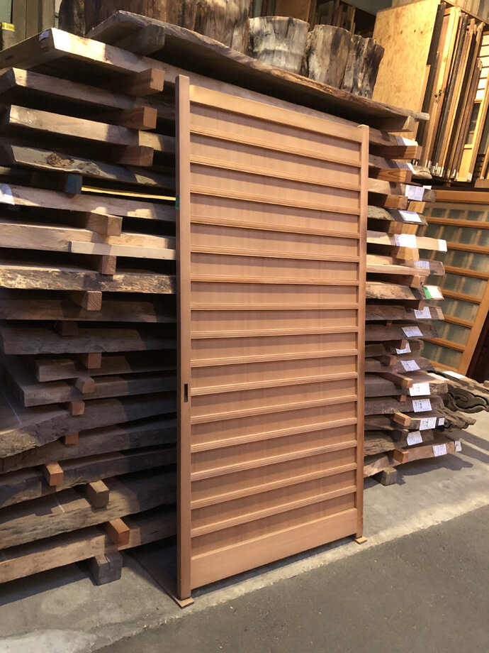 古建具（板戸）の古材