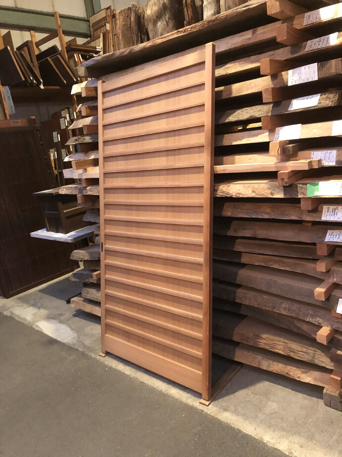古建具（板戸）の古材