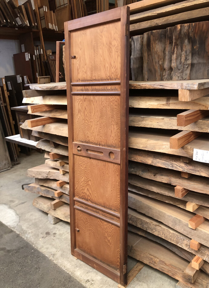 古建具（板戸）の古材