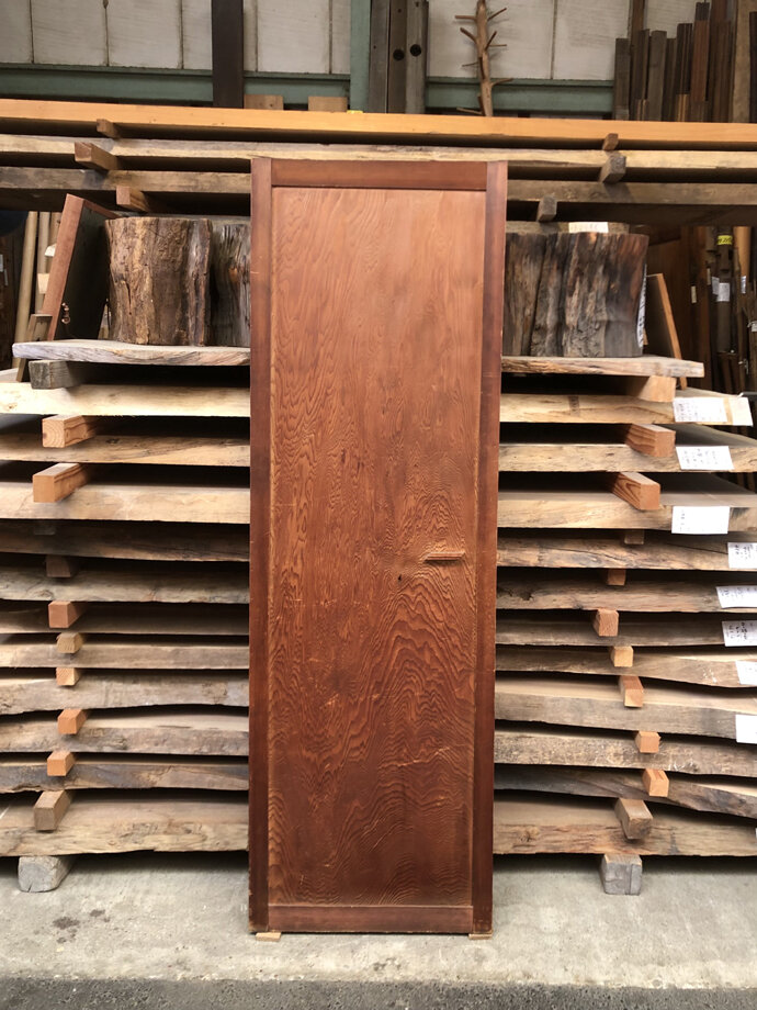 古建具（板戸）の古材