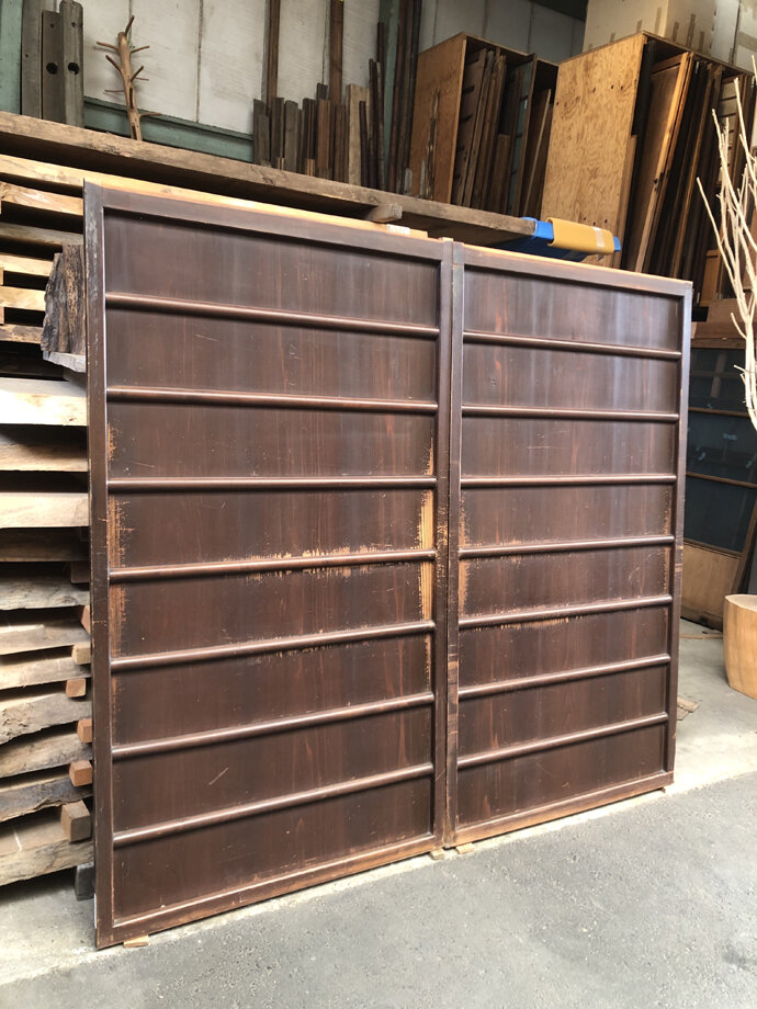 古建具（板戸）の古材