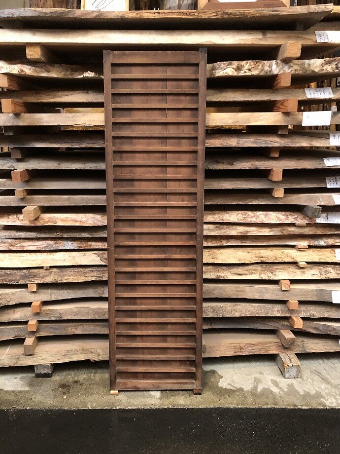 古建具（板戸）の古材