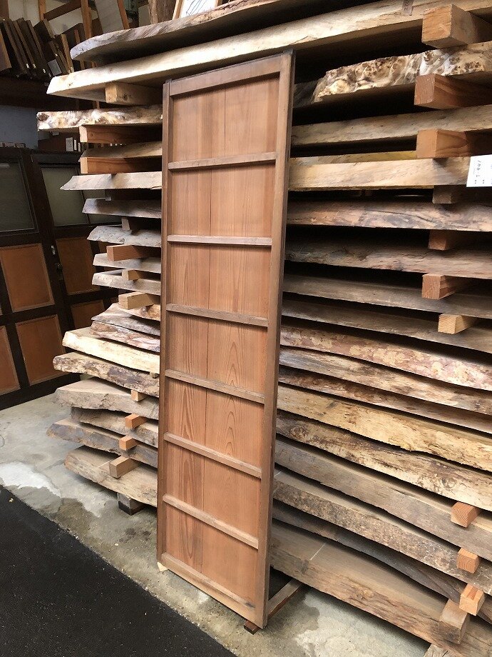 古建具（板戸）の古材