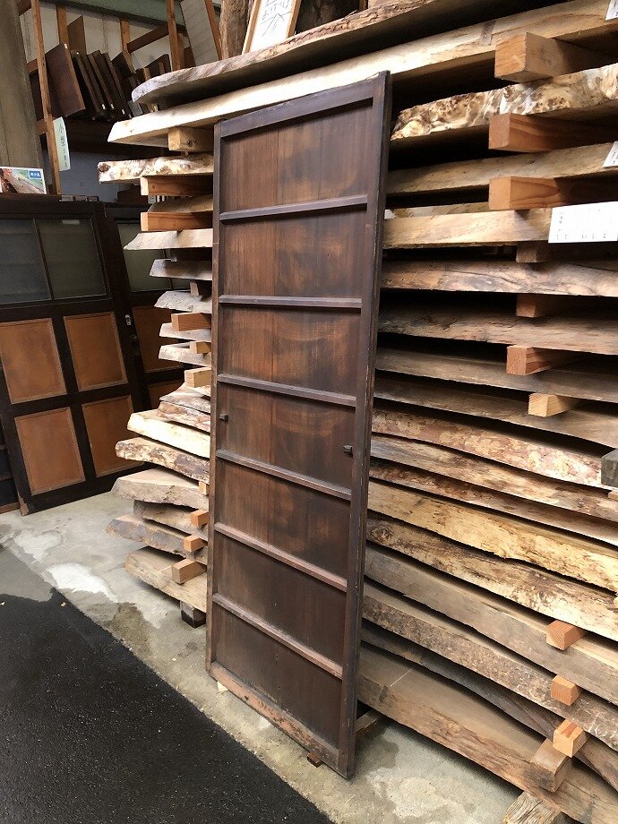 古建具（板戸）の古材