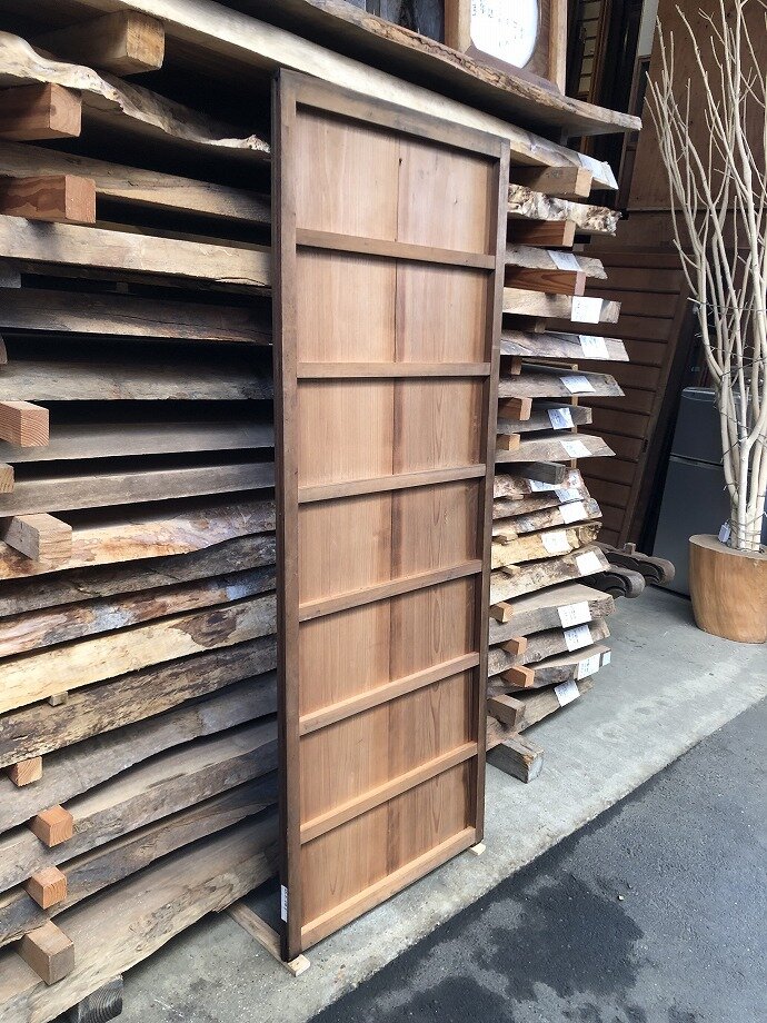古建具（板戸）の古材