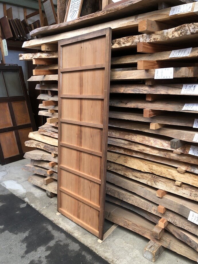 古建具（板戸）の古材