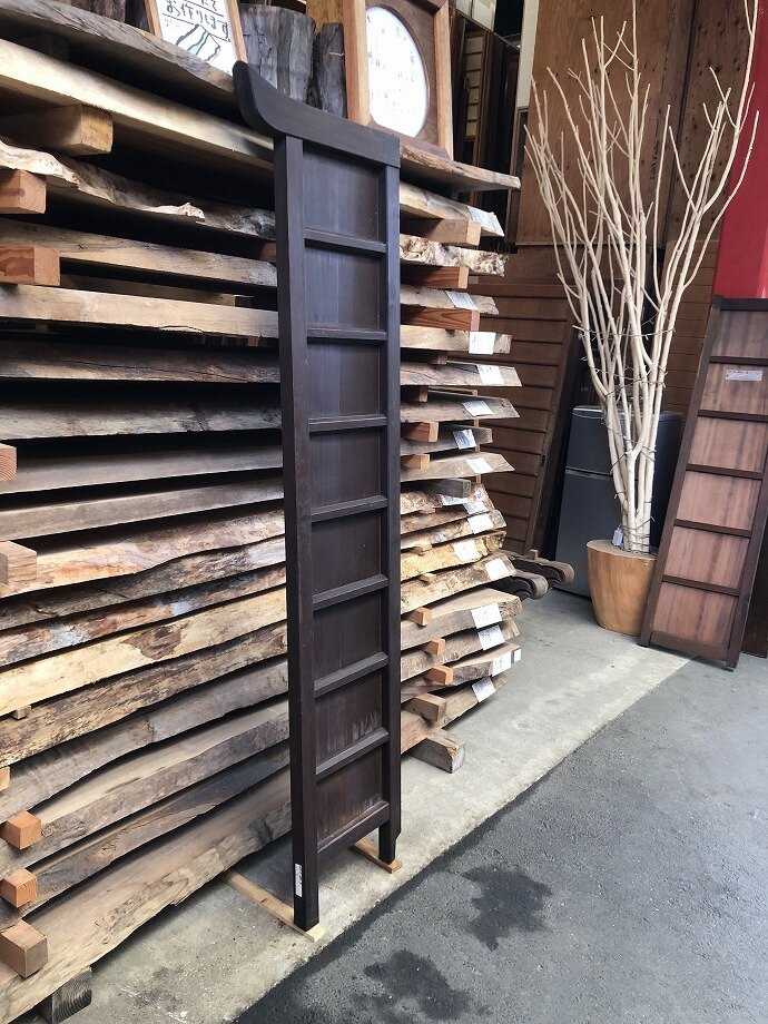 古建具（板戸）の古材