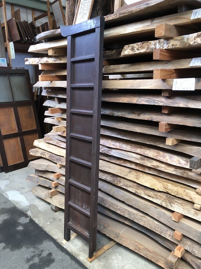 古建具（板戸）の古材