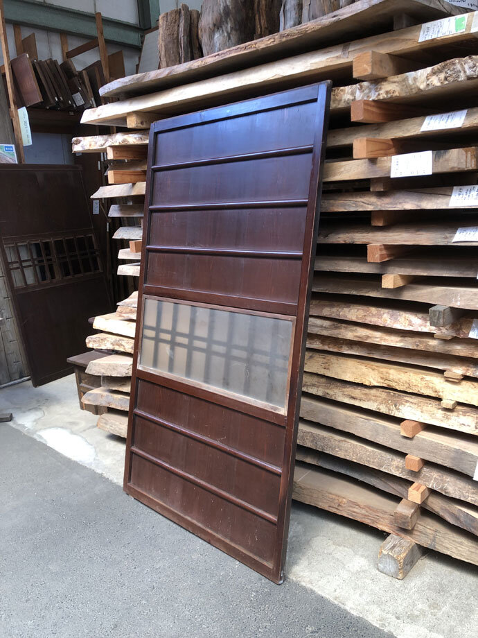 古建具（板戸）の古材