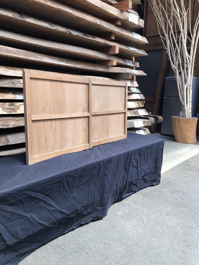 古建具（板戸）の古材