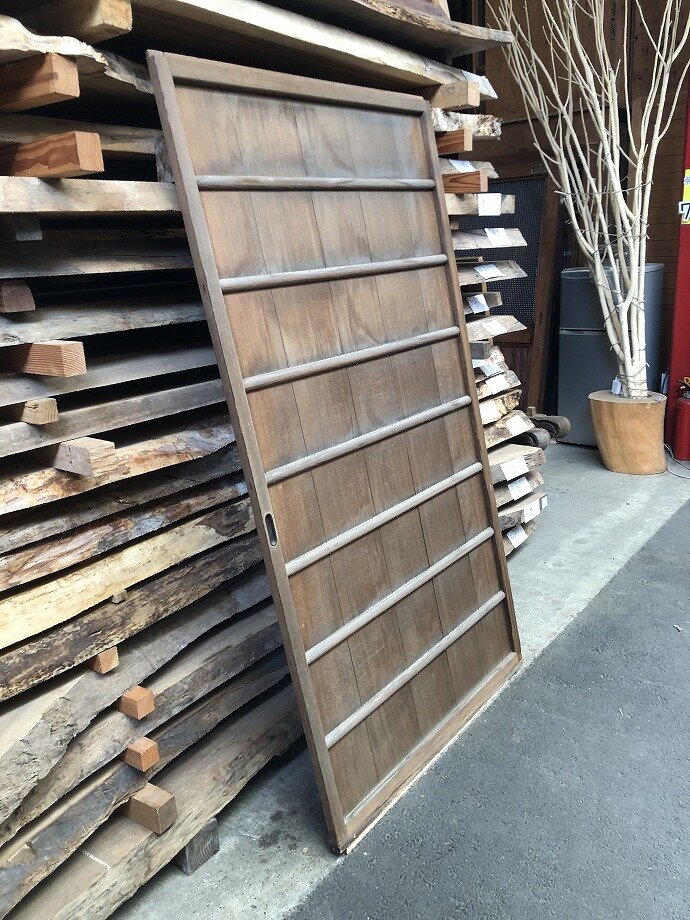 古建具（板戸）の古材