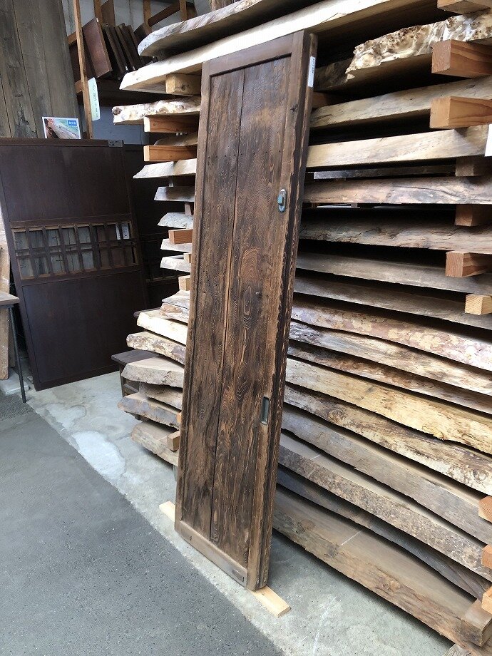 古建具（板戸）の古材